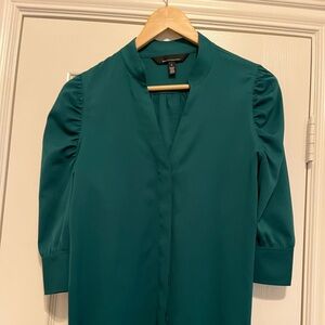 White House Black Market 3/4 length sleeve top